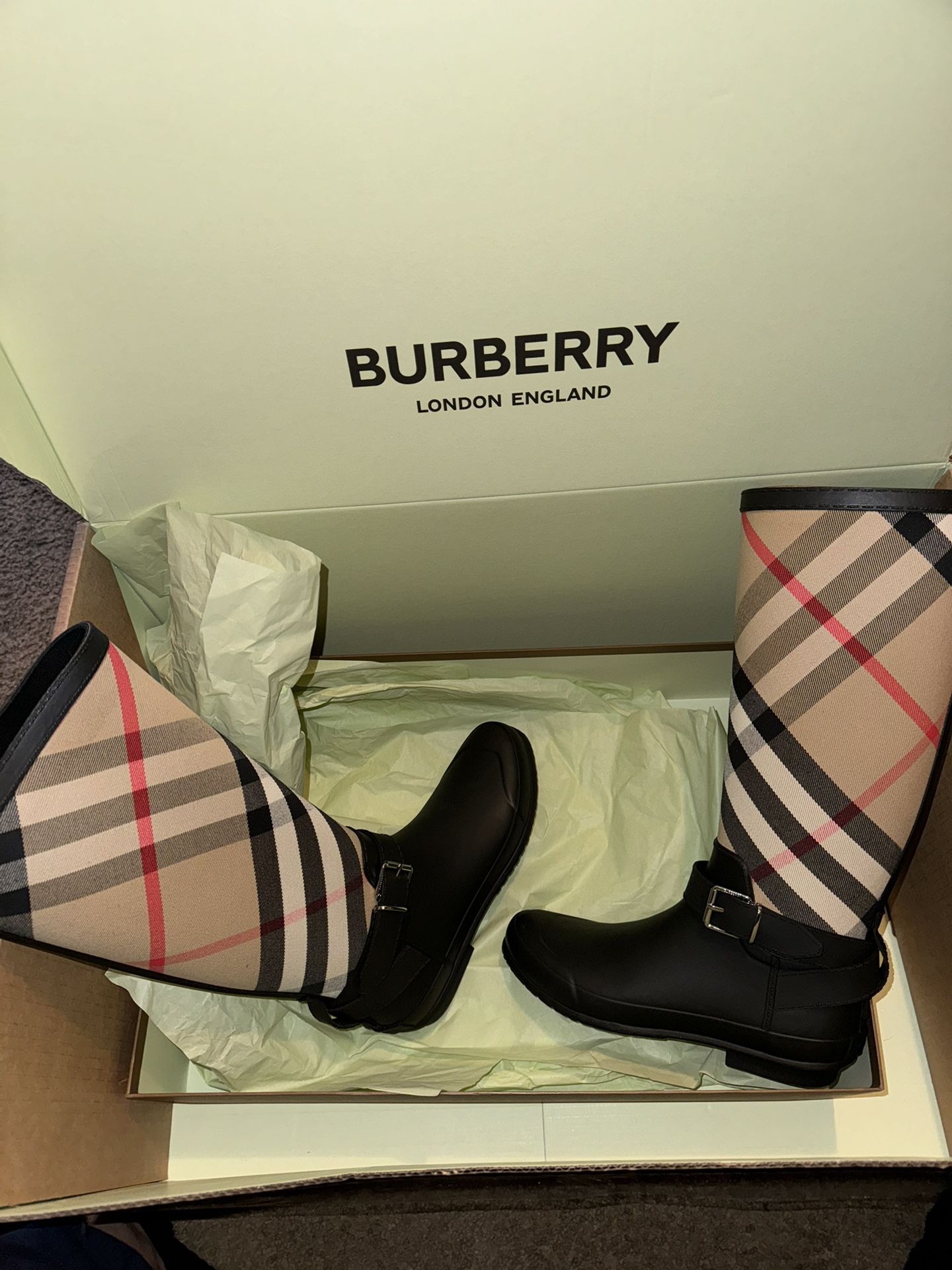 Burberry Women Boots