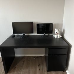 IKEA office desk | Original for 299$ selling for 230$ or OBO