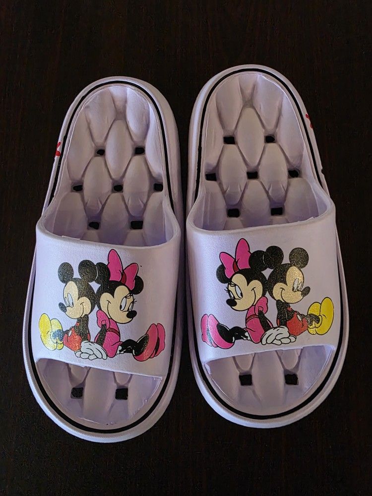 Brand New Mickey And Minnie Purple Sandles9
