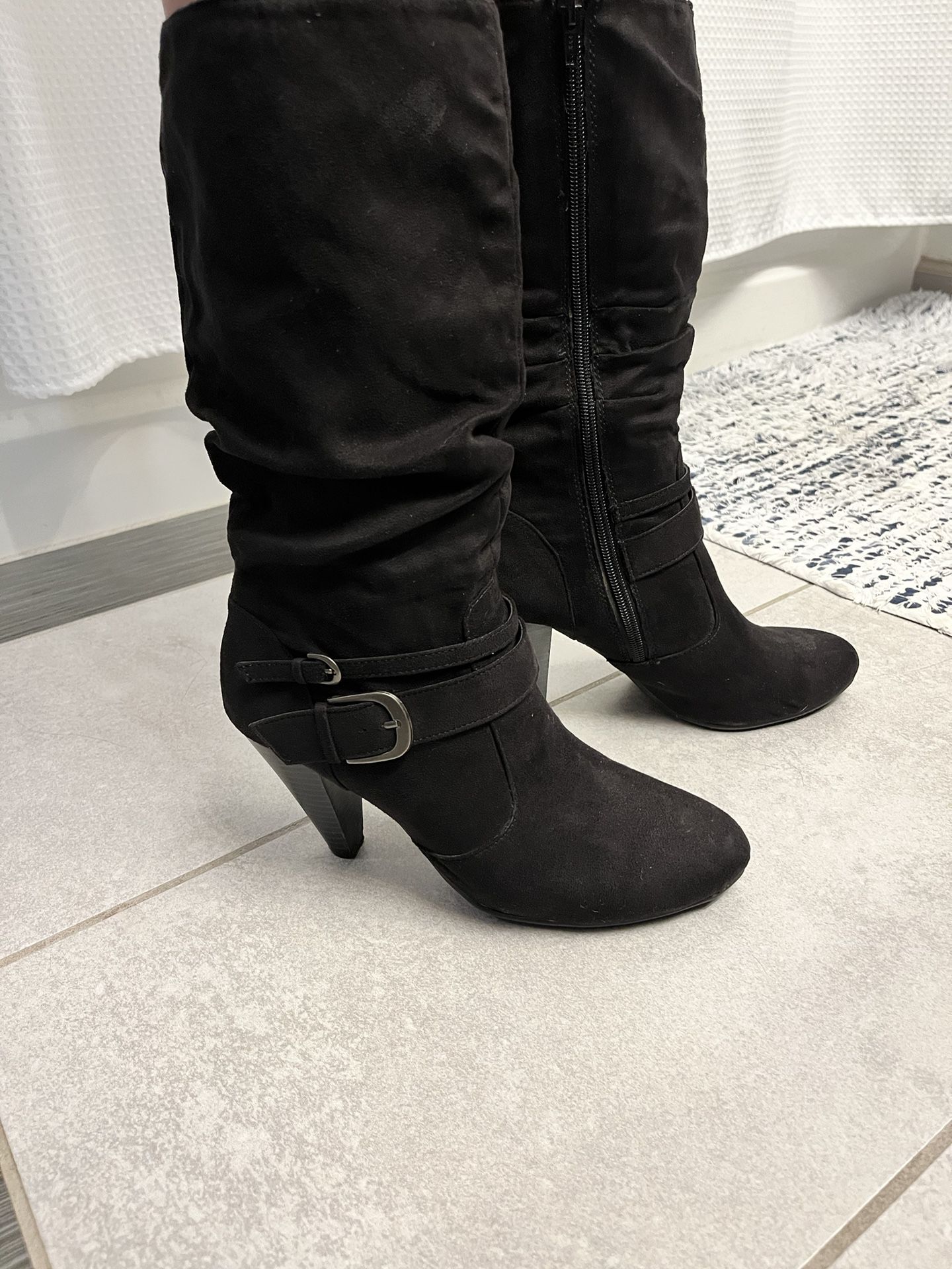 Apt 9 Black Heeled Boots 