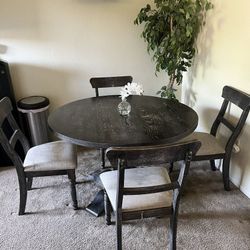 dinning table