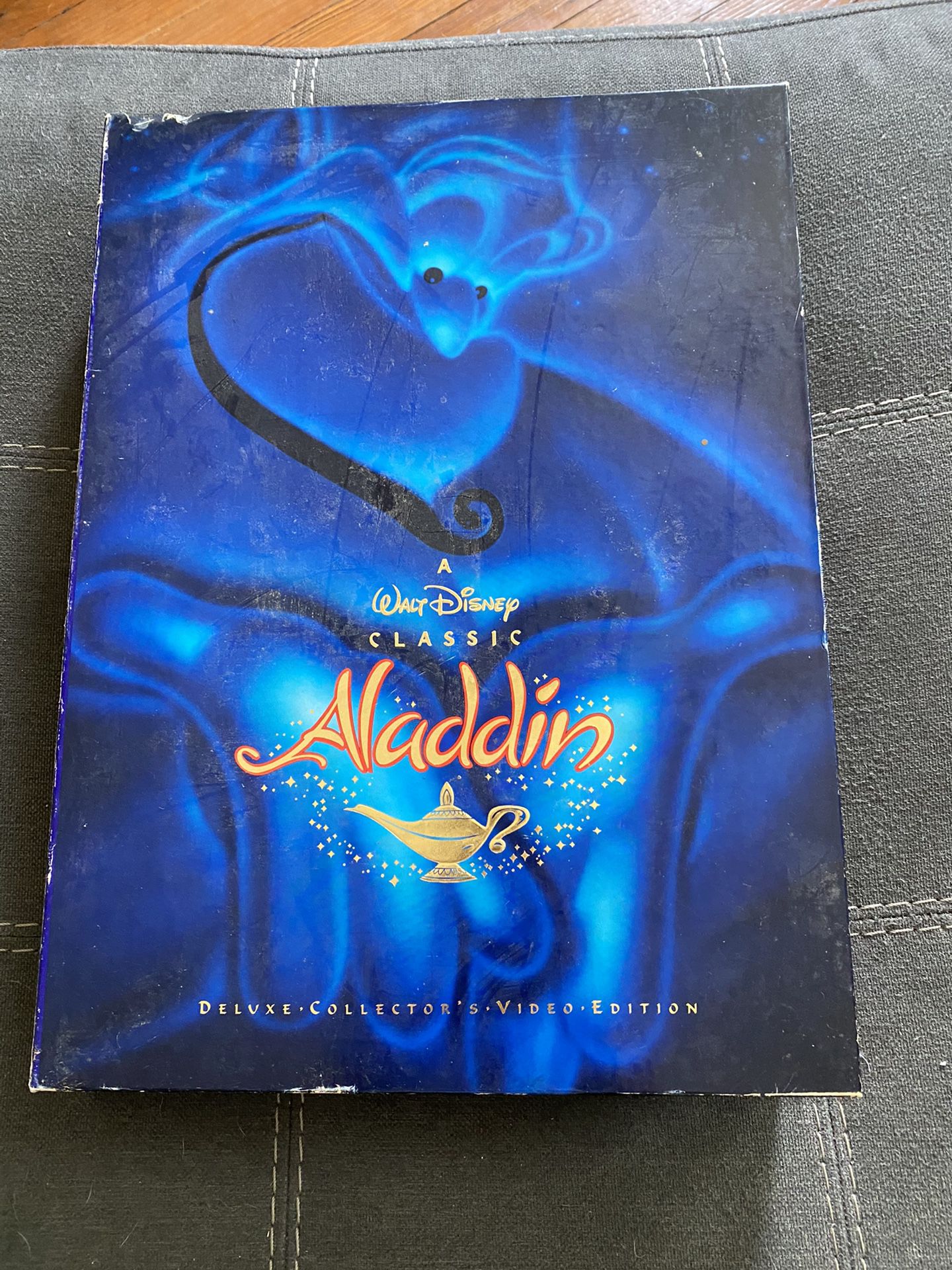 Aladdin Disney super rare collectors edition lithograph VHS Black Diamond sedition
