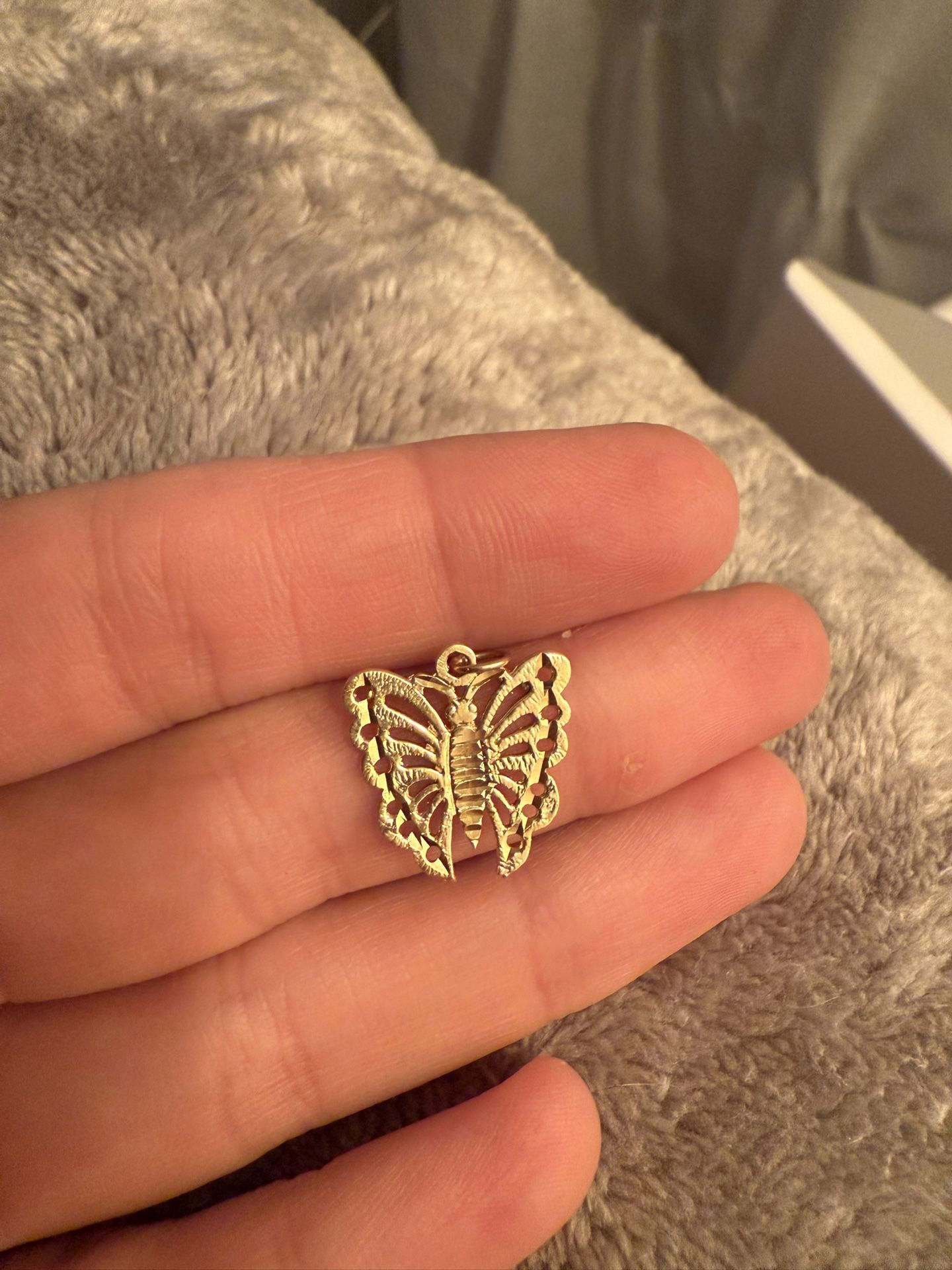 Vintage 14k Gold Butterfly Pendant