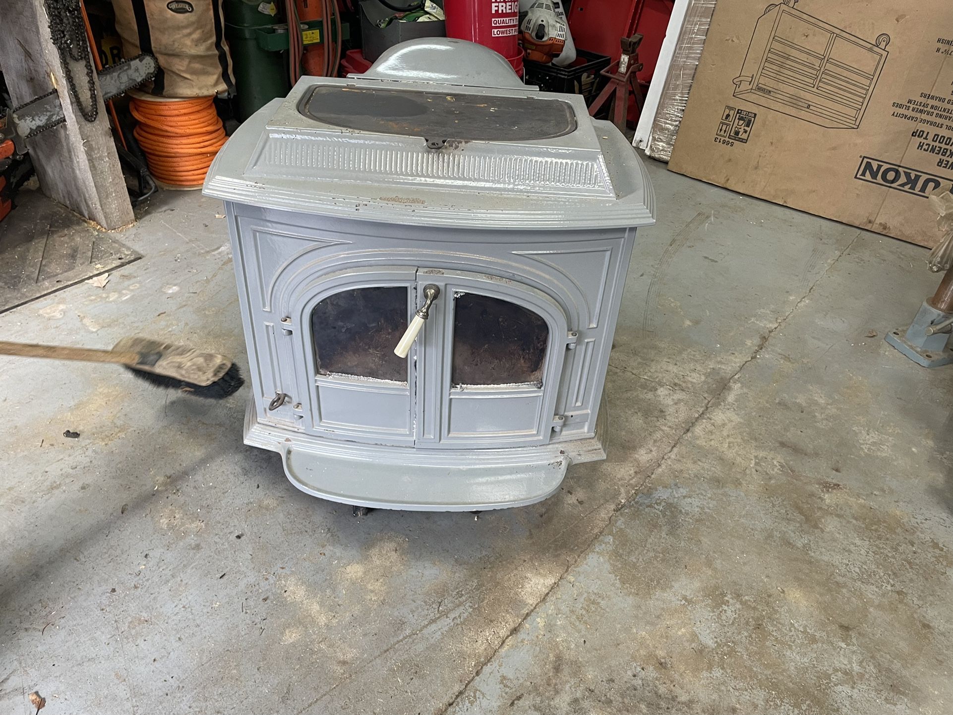 Vermont castings Viligant Wood Stove