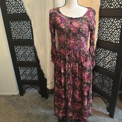 Like New | S/M Black Floral Rayon Maxi Dress