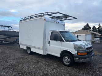 2006 Chevy Box Truck