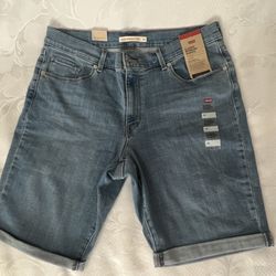 Levi’s Classic Bermuda Shorts Size 32, New