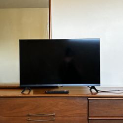 32in Hisense Tv 