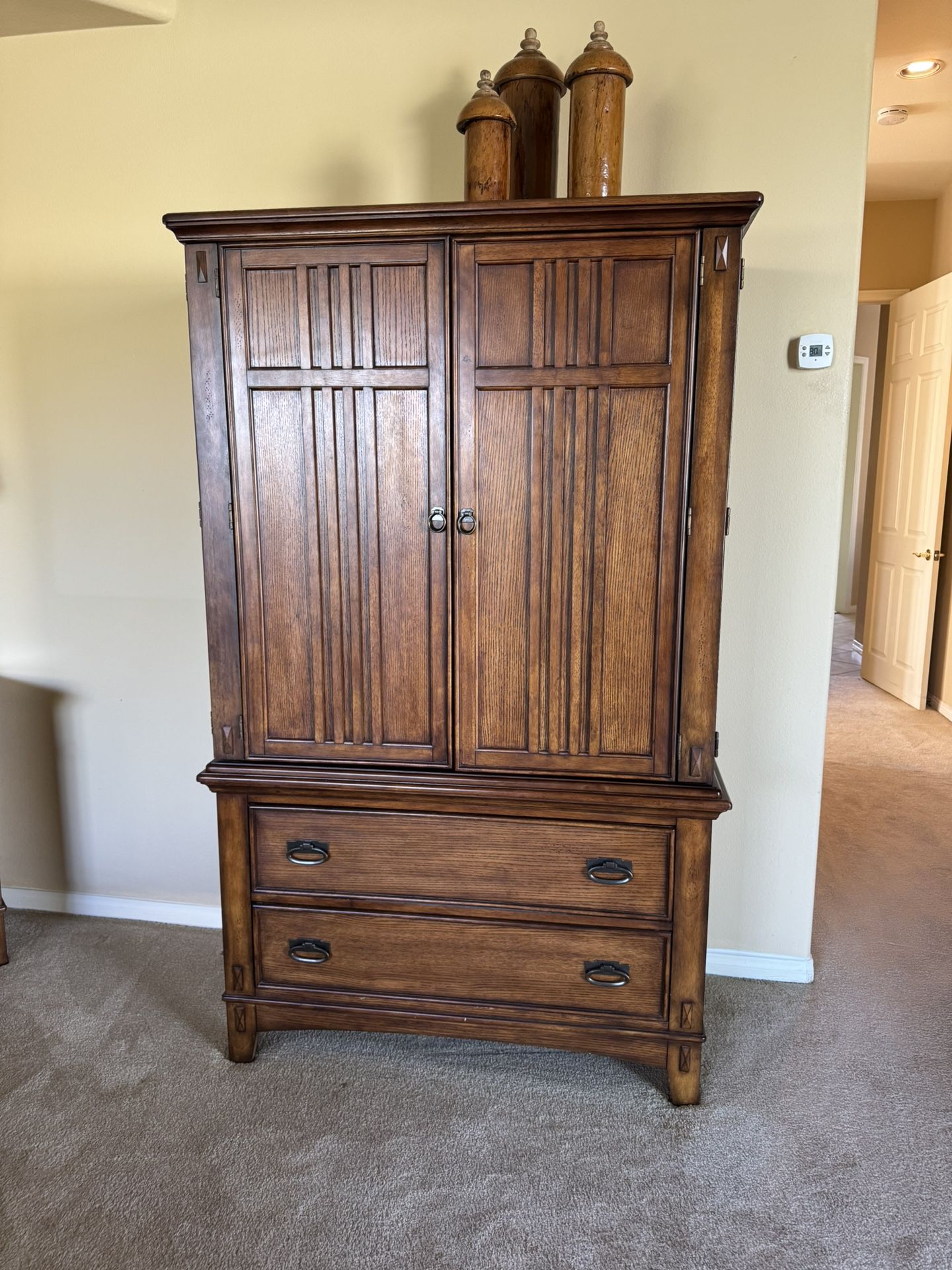 Armoire