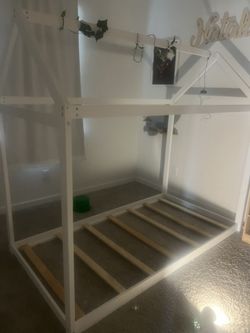 Child’s Montessori Bed