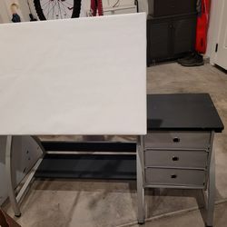 Drafting / drawing table with 3 drawers