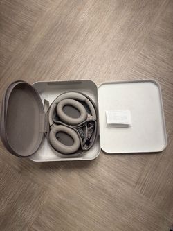 Sony XM4 Headphones