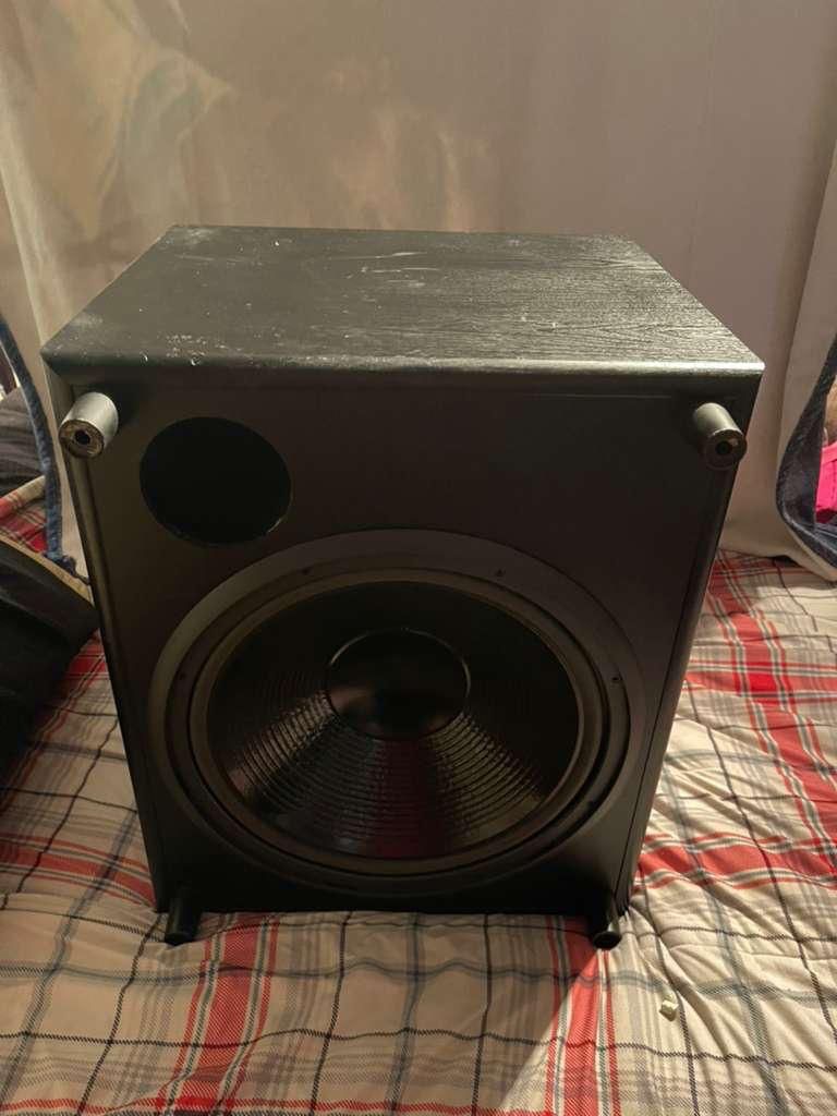 ADVENT Sunfire Technologies AV550S Subwoofer. works and in good condition Has anyone heard of this? How much is it worth? The Advent AV550S is the res