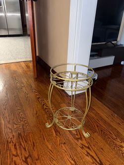Indoor plant stands