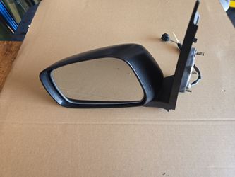 Nissan frontier driver mirror