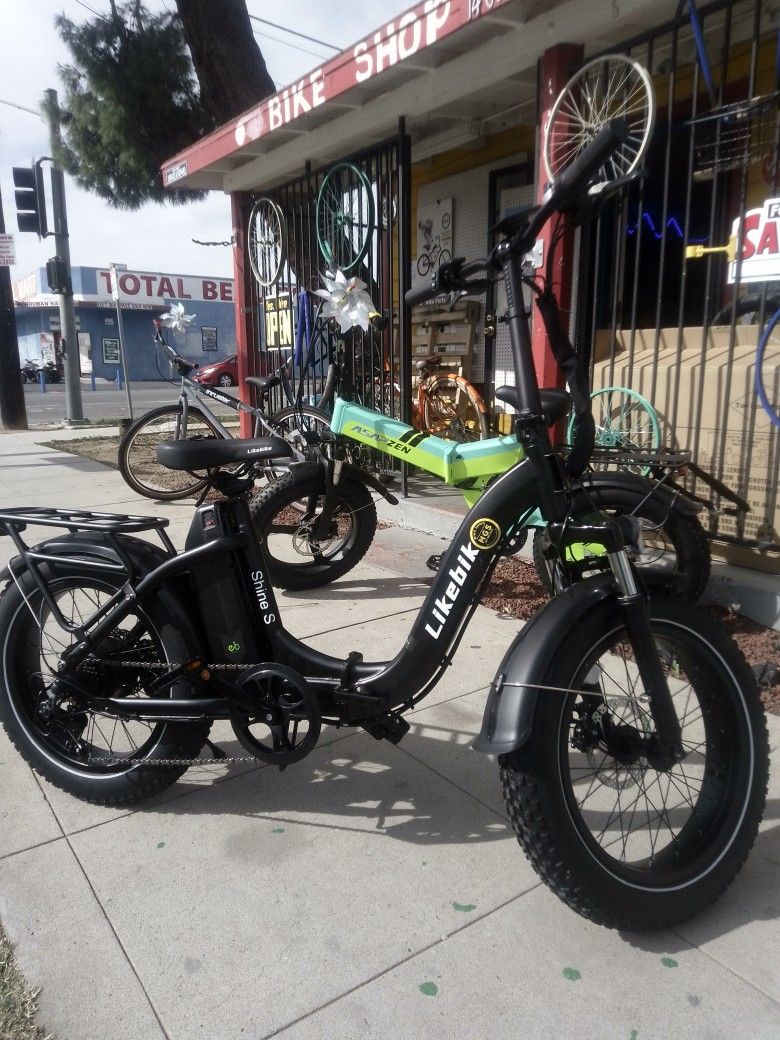 Electric Bike Brand New Adult Electric Foldable Bike. Make Only $50 Monthly Payments.