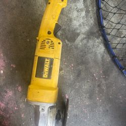 Dewalt DW840 7” Angle Grinder 
