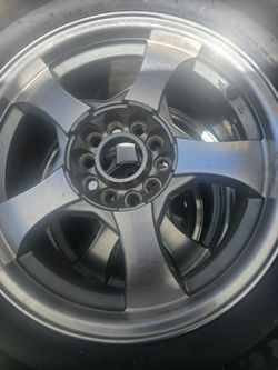Wheels for sale 16 inches  215/60/r16