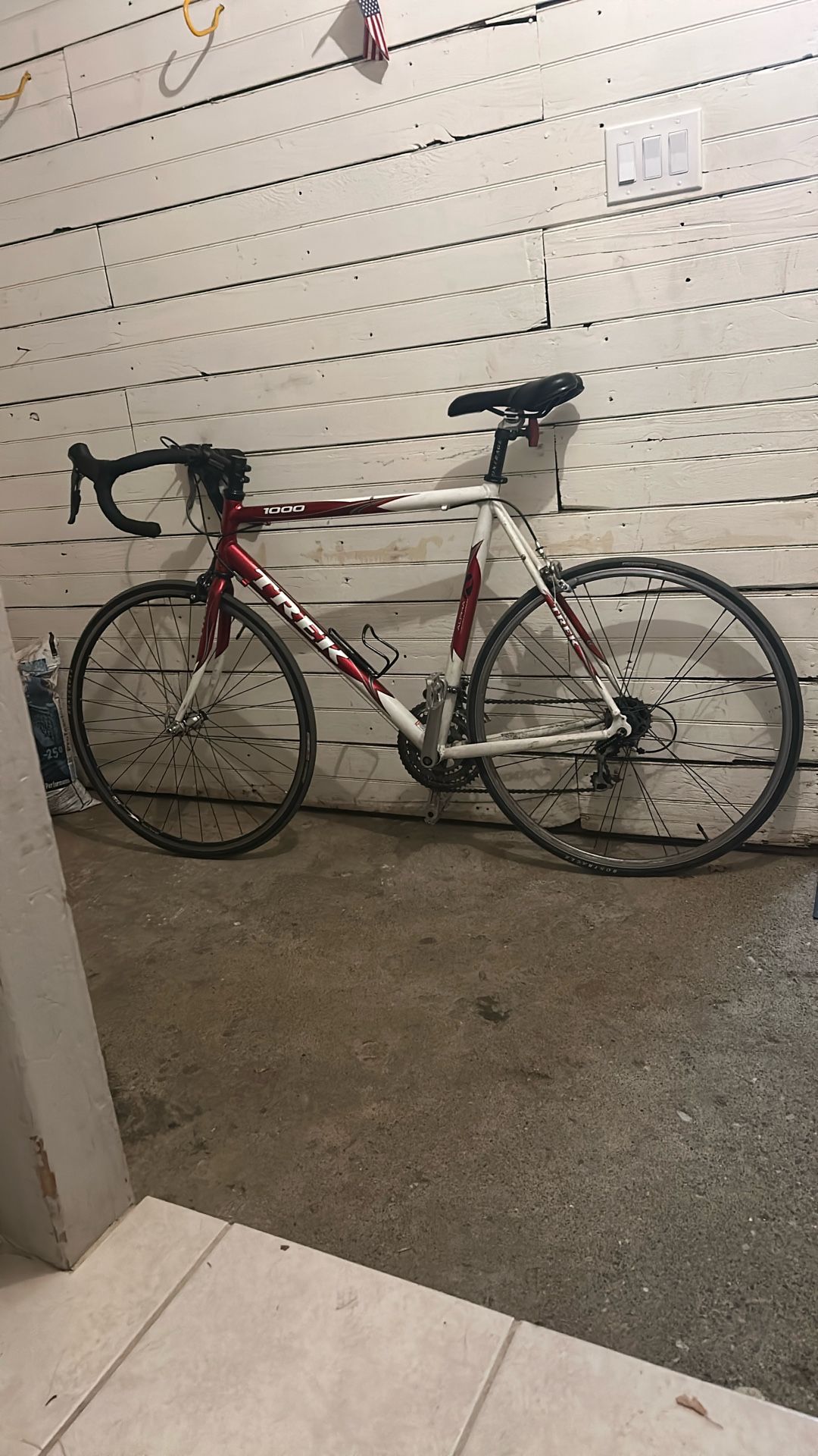 Trek 1000