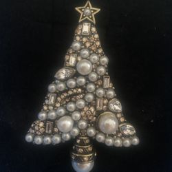 Heidi Daus Deco The Halls Viii Beaded Crystal Tree Pin - Authentic 