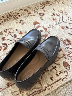 Sperry Black Leather Loafers (Women’s Size 6.5)