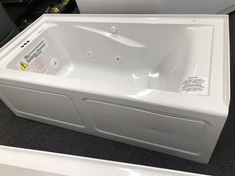 60”x32” jacuzzi