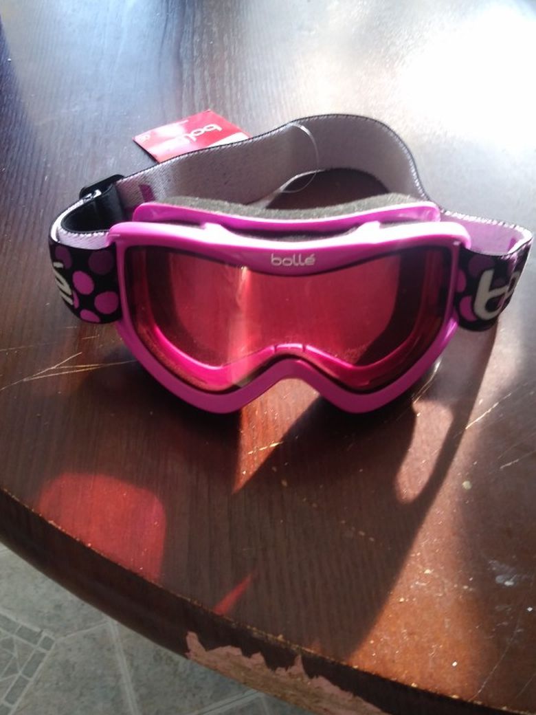 BOLLE GOGGLES