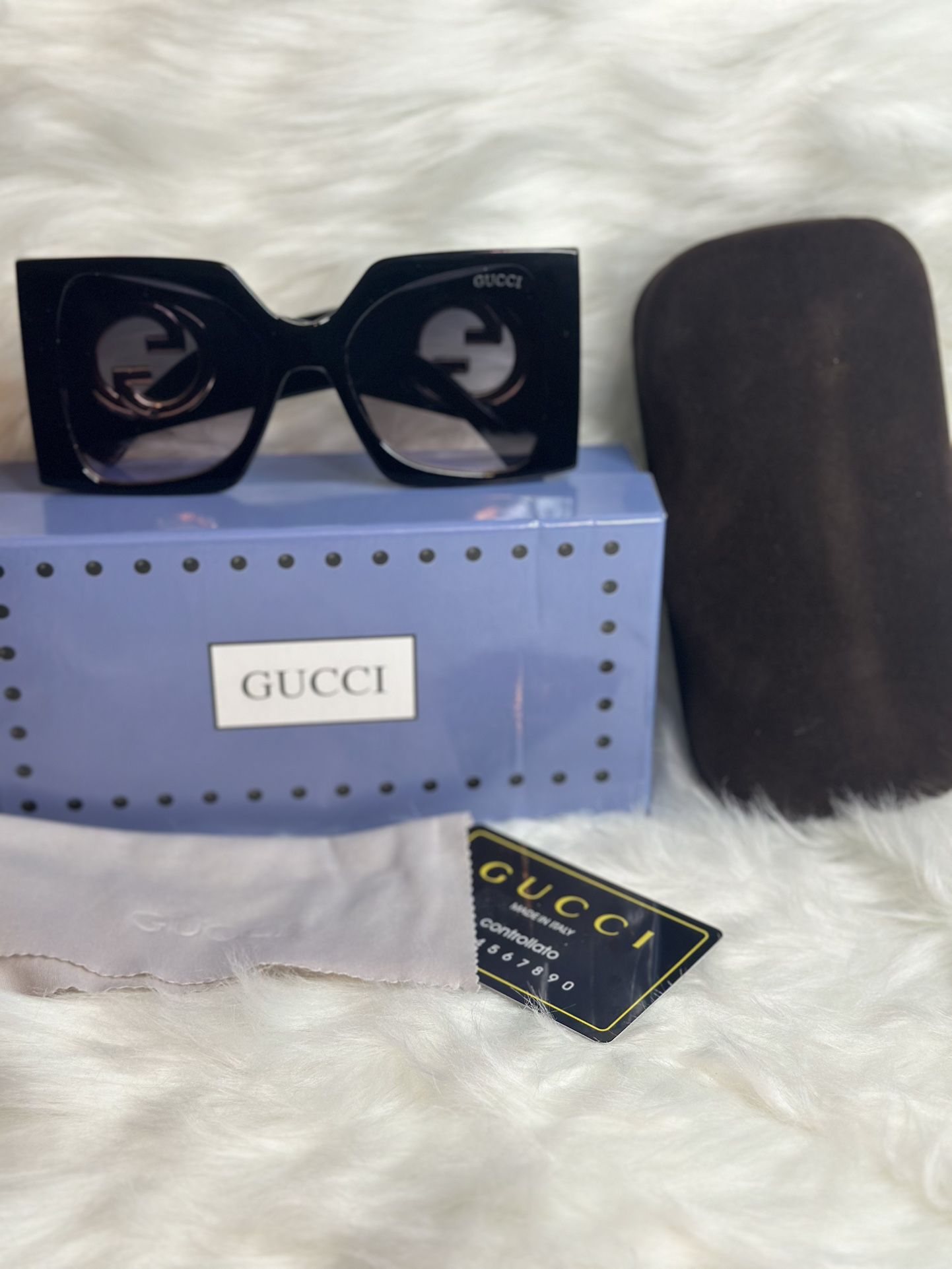 Gucci Black Frame Women’s Sunglasses 