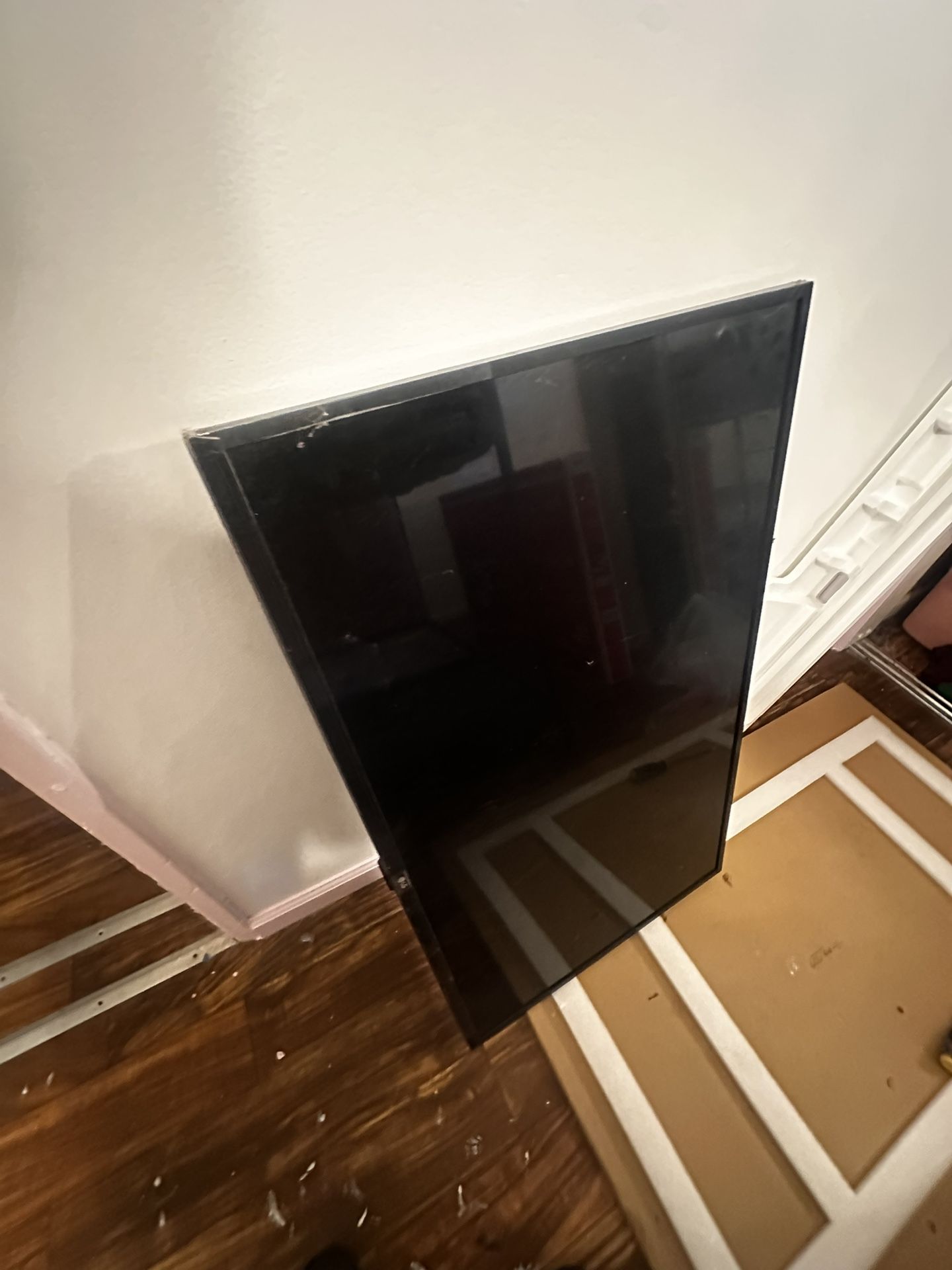 LG Tv 43’