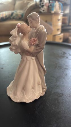 Wedding cake topper