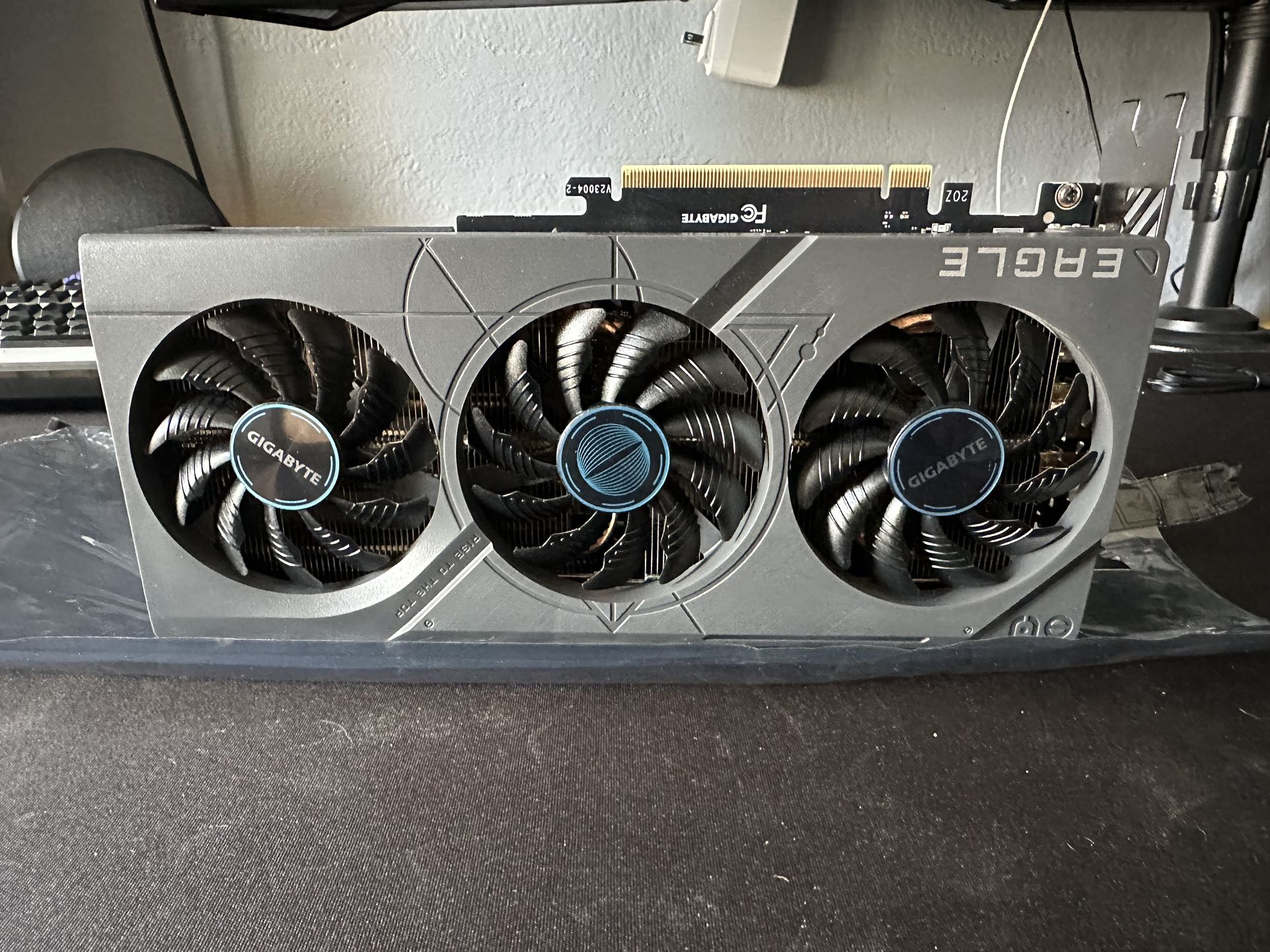 Gigabyte RTX 4070 EAGLE OC 12GB GDDR6X