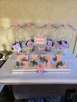 Baby shower decorations