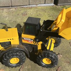 Tonka steel classics toy tractor- front loader. 