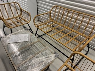 FREE DELIVERY- BRAND NEW Rattan 48"/24" Wicker Outdoor Set NEW Assembled Fully