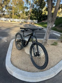 2022 Giant Trance Large 29