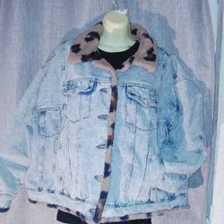 Unisex Reversible Denim / Cheetah Jacket Size Large