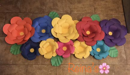 Mexican Fiesta paper flowers