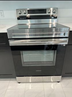 Brand new Samsung stove