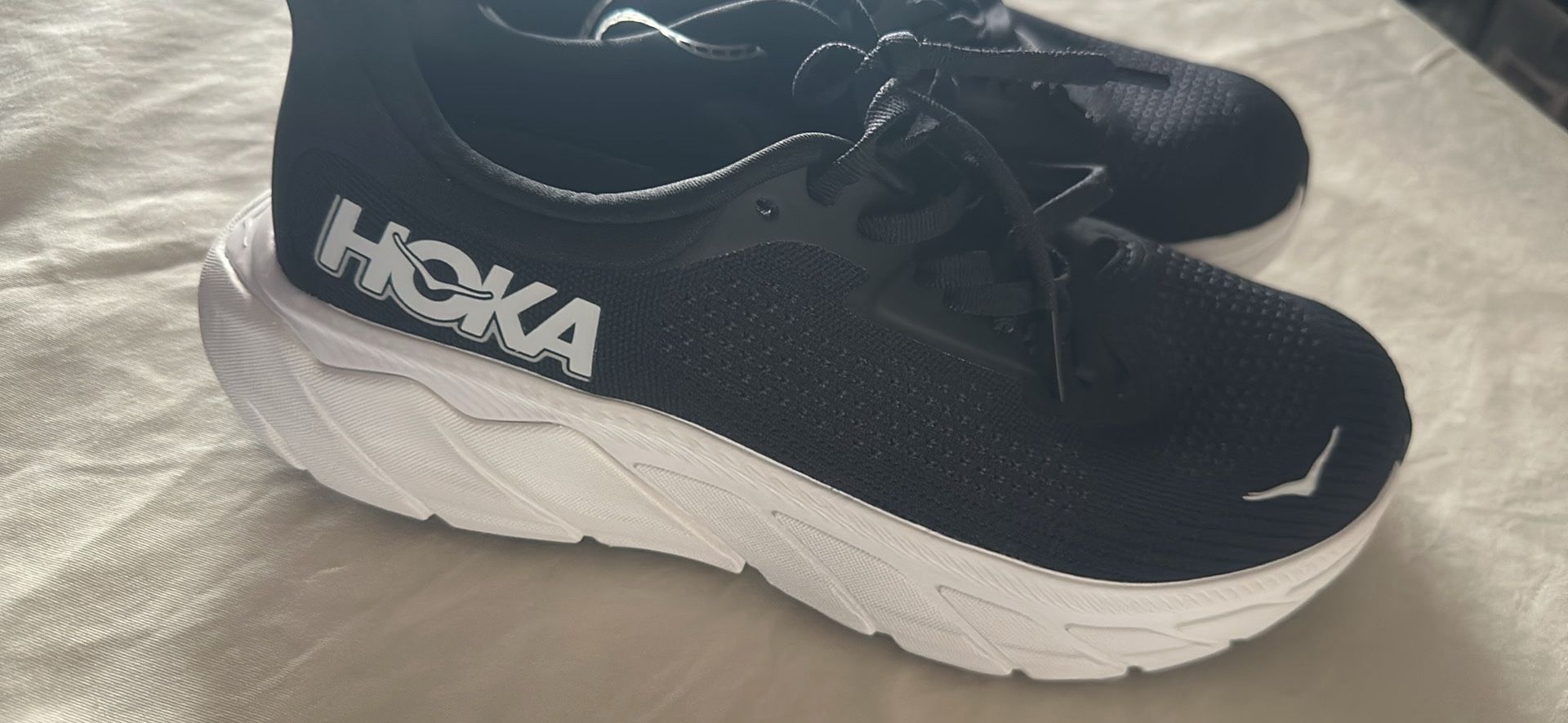 New Women’s Size 71/2 Fits Size 8