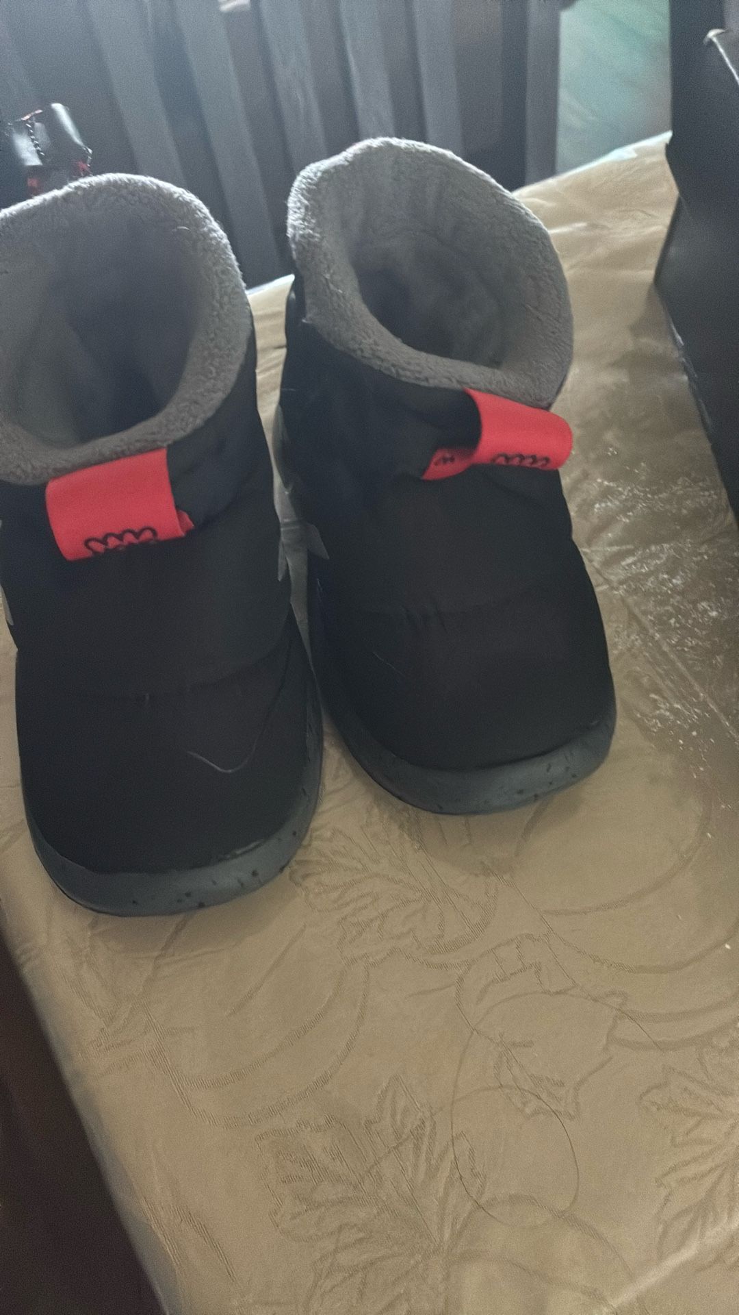 Addidas Warm Boots Size 6 Toddler