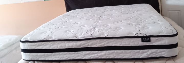 Queen Size Mattress (Colchón Queen Size)