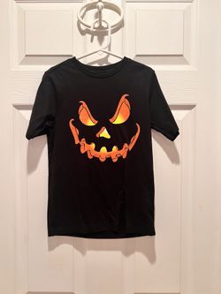 Youth Size Small Halloween Shirts
