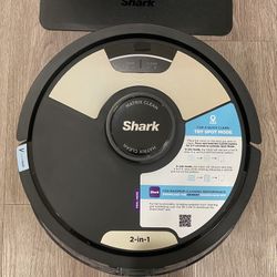 Shark Matrix 2-In-1 Robot Vacuum 