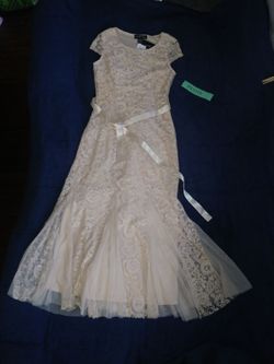 Candalite Petite Shimmery Off-White Gown