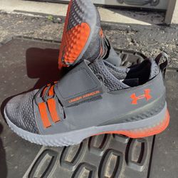 STRENGTH sTRAINING UNDER aRMOUR 