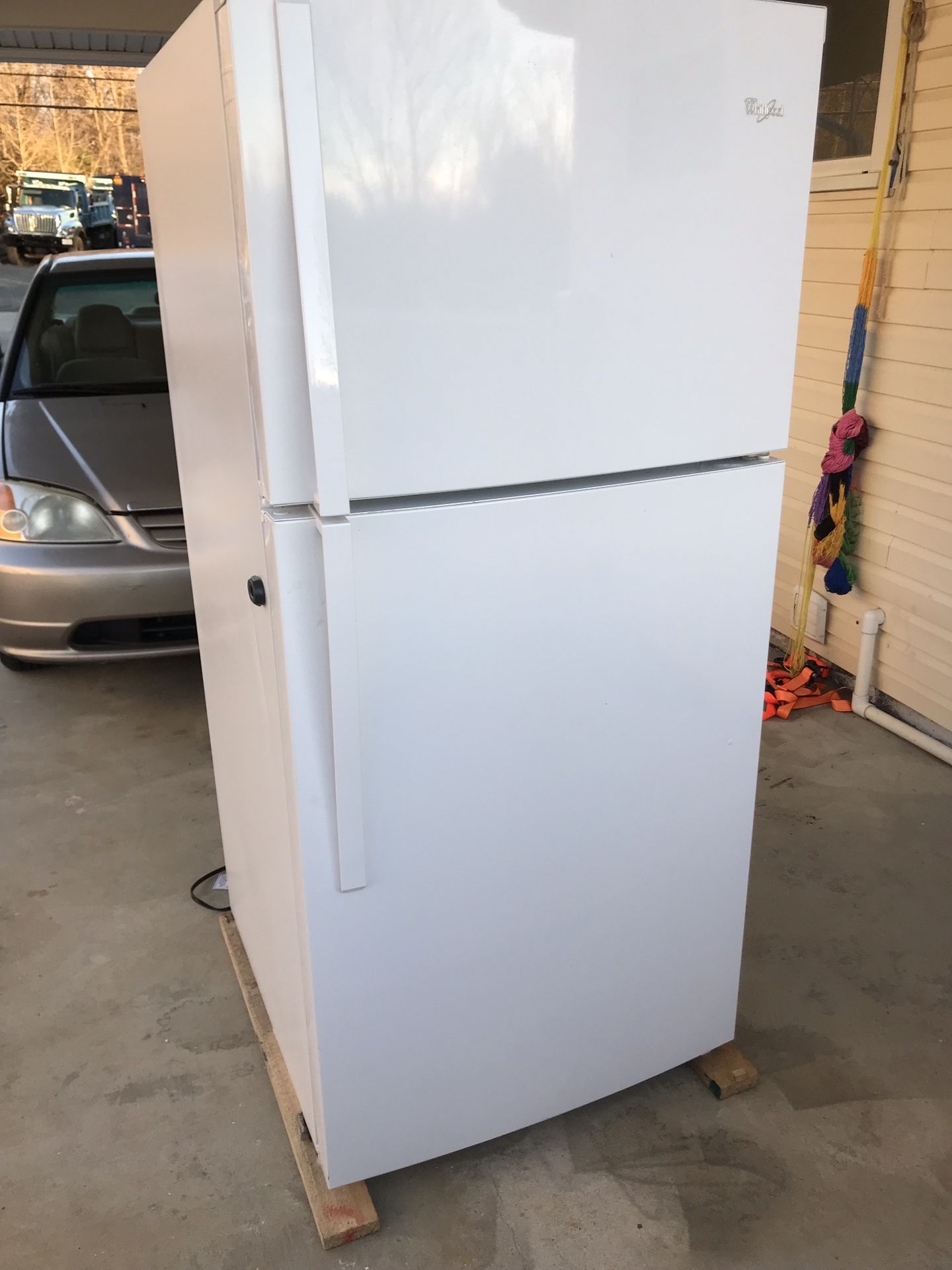 Refrigerator