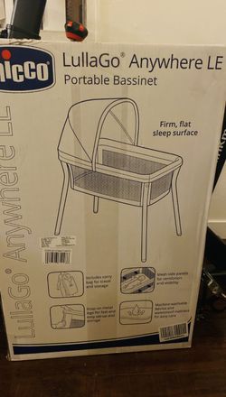 CHICCO LullaGo Anywhere LE Portable Bassinet