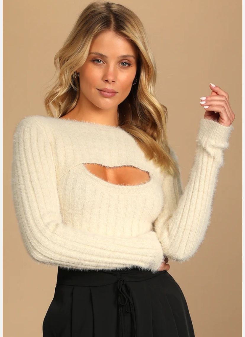 Sweater FOREVER 21 white top sweater size L new with no tags