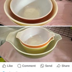 Pyrex Bowls