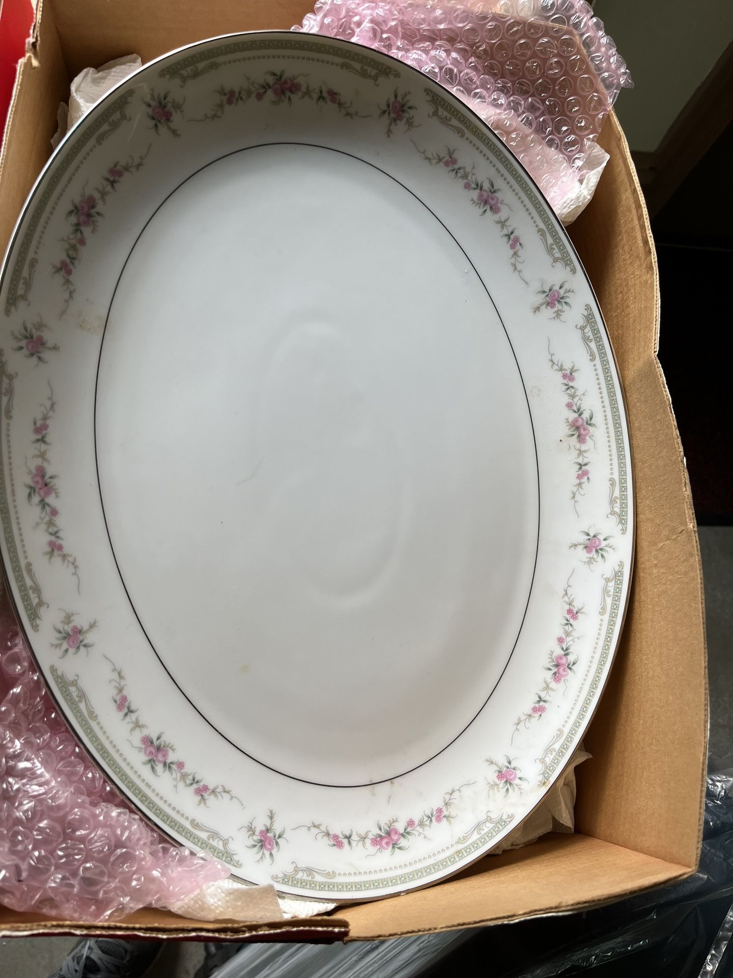 Mikasa Fine China Chateau Vintage 77 pieces in all. Not Sold